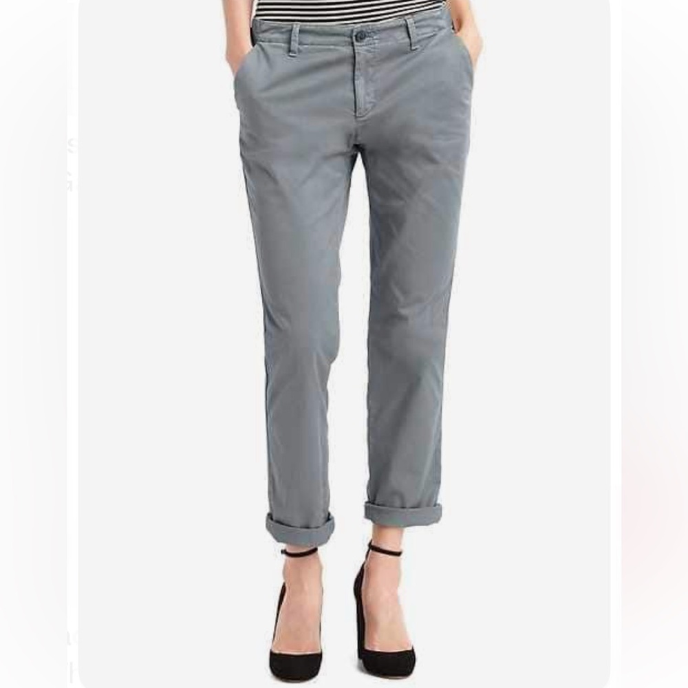Gap girlfriend tuxedo stripe chino distressed grey with twill side stripe. Sz 14